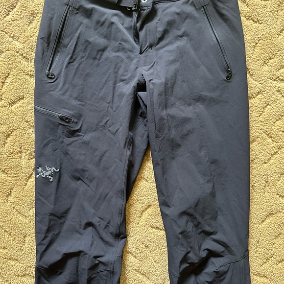Arc’teryx women’s size 2 Gamma Lt pants - Picture 4 of 13